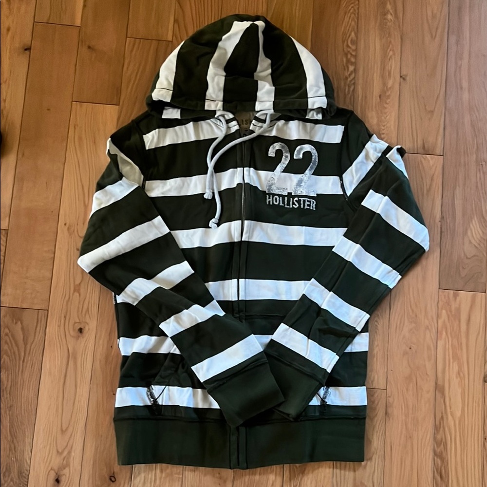 Hollister Dark Green and White Hoodie